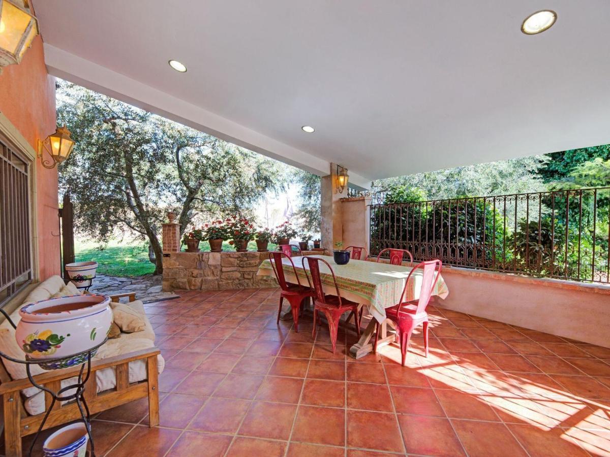 Lively Holiday Home In Fraga With Private Pool Εξωτερικό φωτογραφία